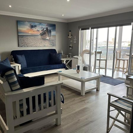 Modern Apartment Walking Distance To Main Beach Restaurants And Other Amenities خليج جيفري المظهر الخارجي الصورة