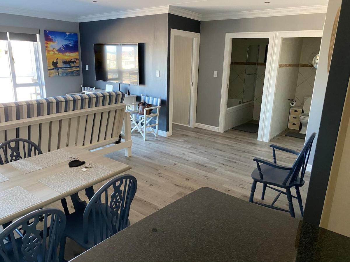 Modern Apartment Walking Distance To Main Beach Restaurants And Other Amenities خليج جيفري المظهر الخارجي الصورة