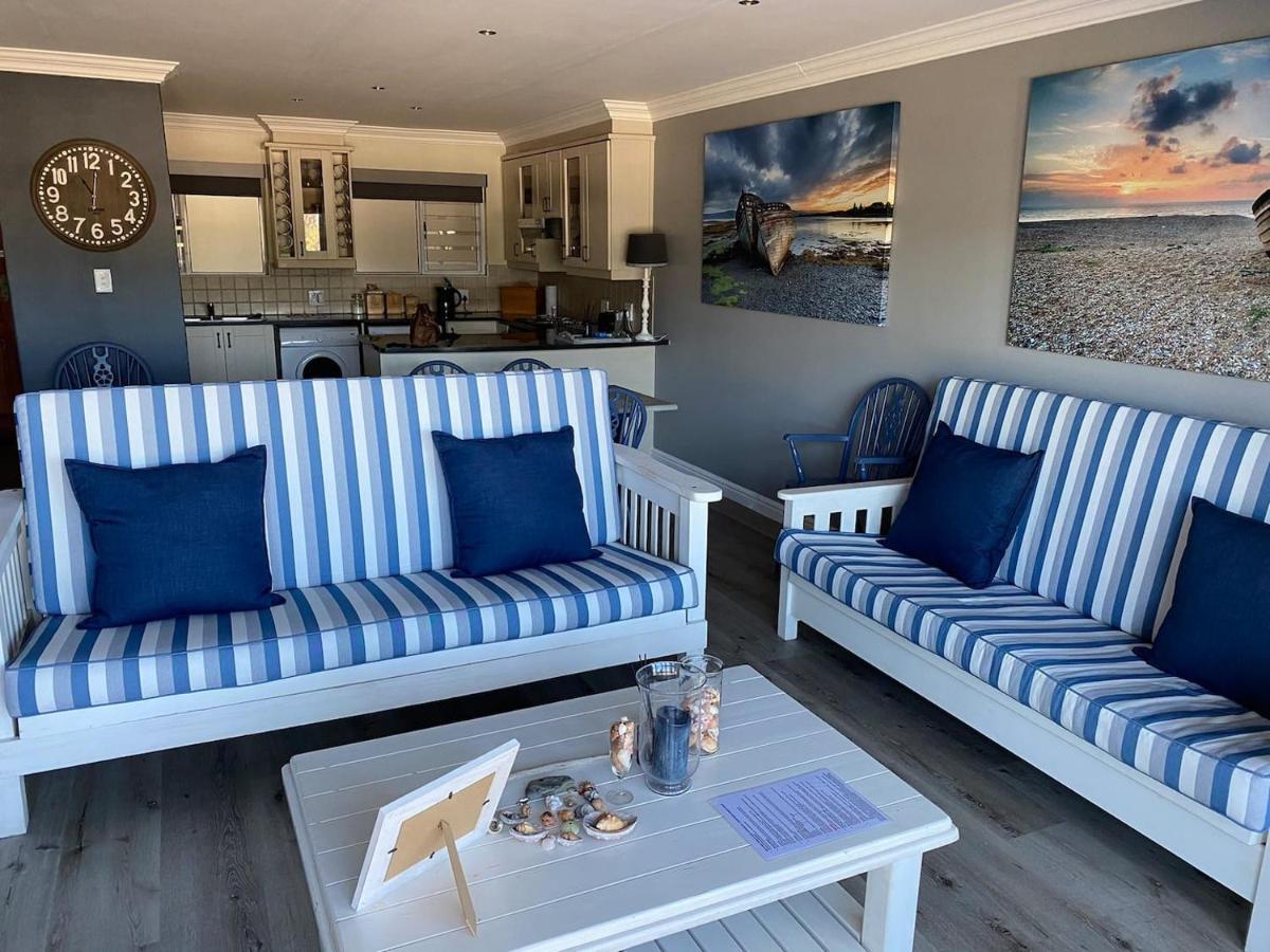 Modern Apartment Walking Distance To Main Beach Restaurants And Other Amenities خليج جيفري المظهر الخارجي الصورة