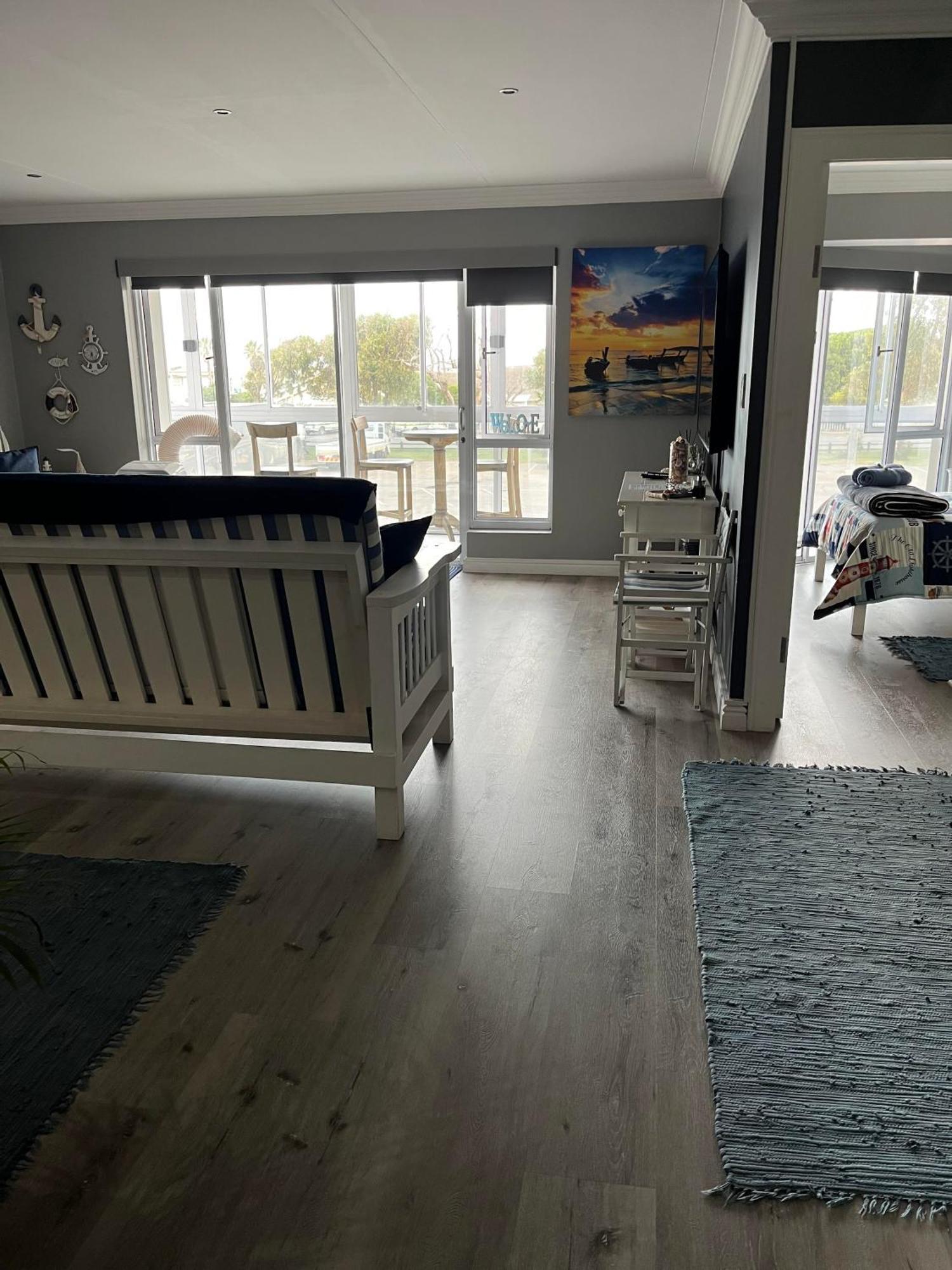 Modern Apartment Walking Distance To Main Beach Restaurants And Other Amenities خليج جيفري المظهر الخارجي الصورة